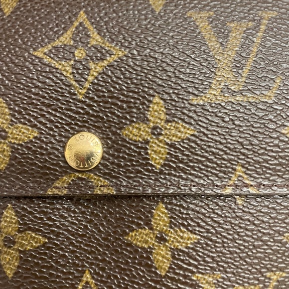AUTHENTIC LOUIS VUITTON MONOGRAM PORTEFEUILLE SARA WALLET - Picture 3 of 14